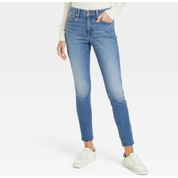 Universal Thread Women's High-Rise Skinny Jeans Medium Wash Size 6R - Picture 1 of 6